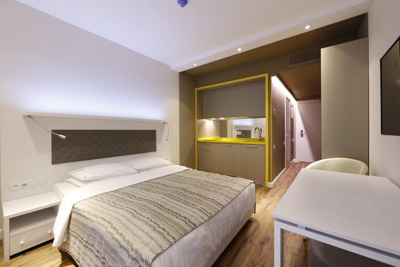 Apartments In Alliance Batumi Exterior photo